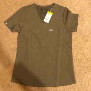 Figs Catarina scrub top